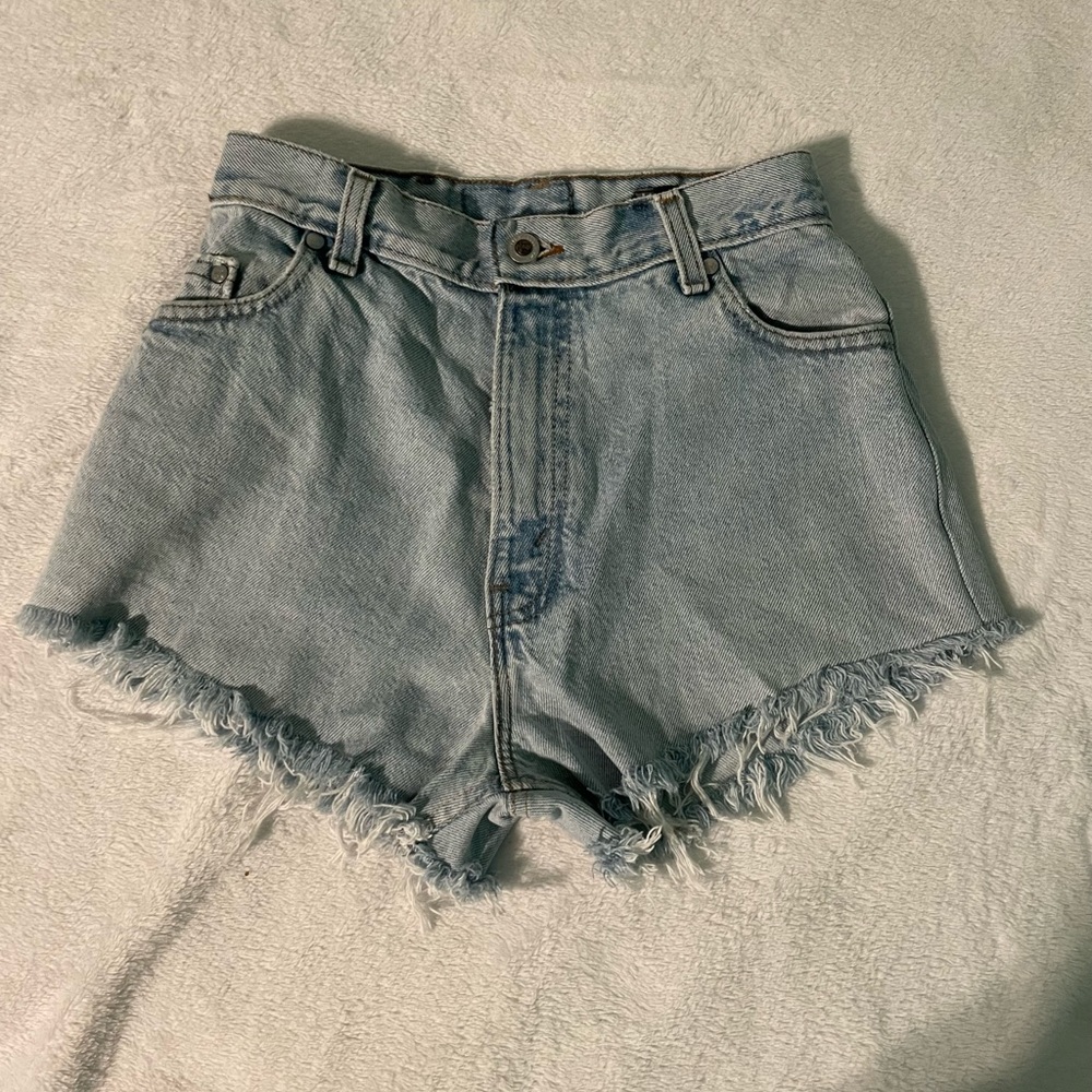 Urban outfitters Levi’s renewal denim shorts 25/S